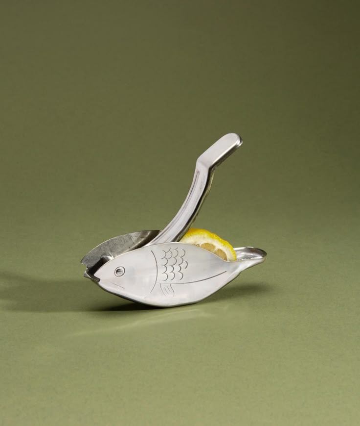 Fish Lemon Squeezer